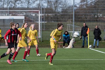 Bild 49 - B-Juniorinnen SG Weststeinburg/Bei - SV Fisia 03 : Ergebnis: 1:2